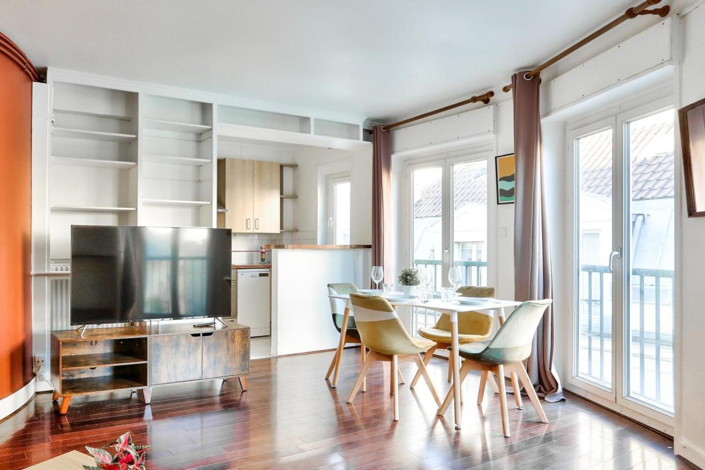 Appartement Quartier Saint Michel Free Netflix Париж Екстериор снимка